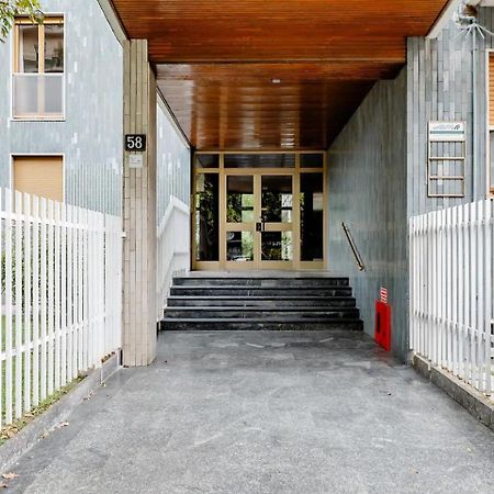 Luxury 2 Bedroom Apartament, Close To San Siro, Fiera And 10 Min Metro To Duomo Milan Exterior photo